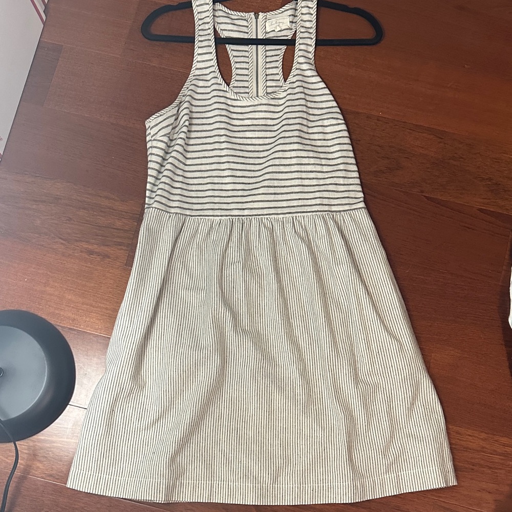 Lou & Grey Striped Seersucker Sleeveless Dress with pockets, Size 8